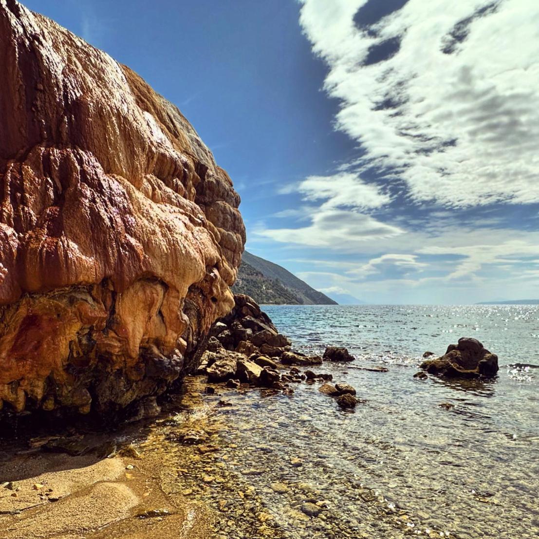 Alexiou Studios Loutra Edipsou  Luaran gambar